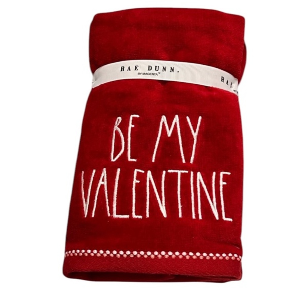 Rae Dunn  - ‘Be My Valentine’ Hand Towels. NWT. Firm! *Last One!